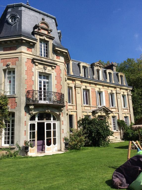 Chateau De Bertreville Bed & Breakfast ภายนอก รูปภาพ